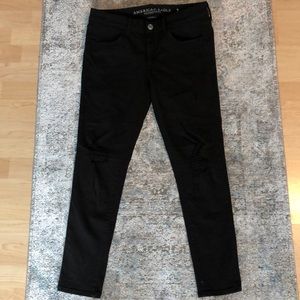 Black distressed jeans